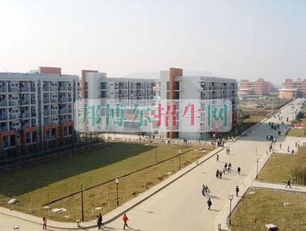 南京交通職業(yè)技術(shù)學(xué)院招生辦聯(lián)系電話(huà)