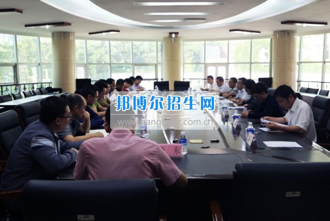 省市紀委領(lǐng)導蒞臨攀枝花學院土木工程學院調(diào)研黨風廉政建設(shè)工作 