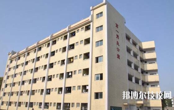 重慶立信職業(yè)中學2020年報名條件、招生要求、招生對象