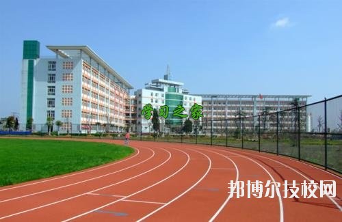 成都核瑞工程職業(yè)技術(shù)學(xué)校2020年報名條件、招生要求、招生對象