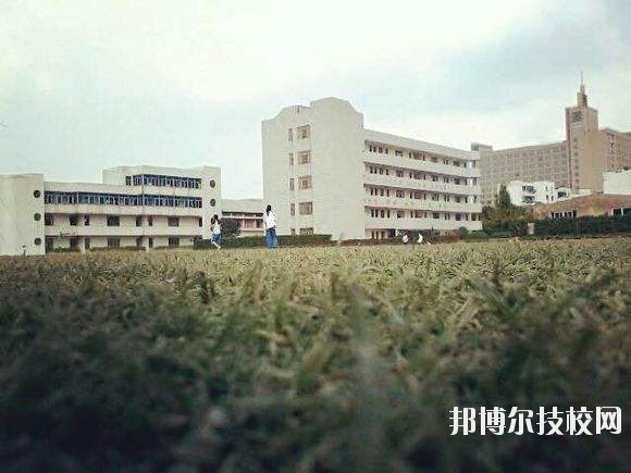 余姚市職業(yè)技術(shù)學(xué)校2020年學(xué)費(fèi)、收費(fèi)多少