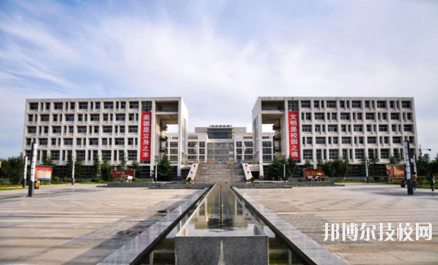 陜西商貿(mào)學(xué)院附屬中職校2020年報名條件、招生要求、招生對象 