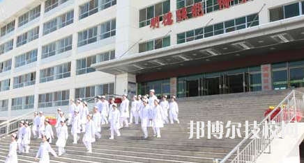 甘肅省酒泉衛(wèi)生學(xué)校2020年學(xué)費(fèi)、收費(fèi)多少