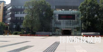 武威西牛職業(yè)技術學校2020年報名條件、招生要求、招生對象