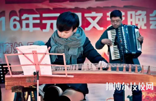 重慶萬州職業(yè)教育中心2020年報(bào)名條件、招生要求、招生對(duì)象