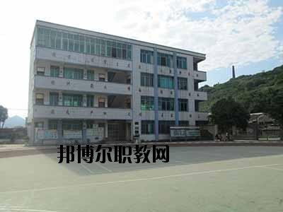 貴州羅甸中等職業(yè)學(xué)校2020年報(bào)名條件、招生要求、招生對象