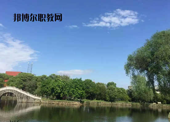 南昌保險(xiǎn)學(xué)校怎么樣、好不好