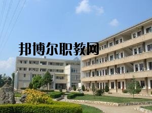 祿豐縣職業(yè)高級中學(xué)2020年報名條件、招生要求、招生對象