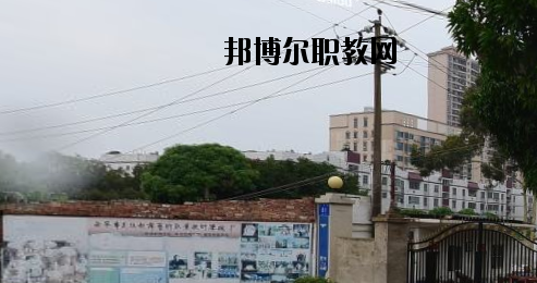 南寧民族歌舞藝術(shù)職業(yè)技術(shù)學(xué)校怎么樣、好不好