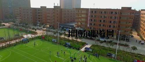 四川省資陽雁江區(qū)職業(yè)技術學校2020年報名條件、招生要求、招生對象