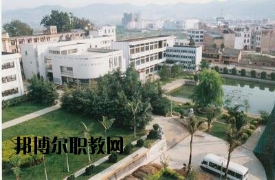 文山司法職業(yè)學(xué)校2020年報(bào)名條件、招生要求、招生對(duì)象