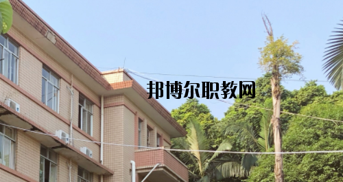 廣西工貿職業(yè)技術學校怎么樣、好不好