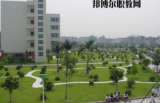 茂名高州信息職業(yè)技術(shù)學(xué)校2020年報(bào)名條件、招生要求、招生對象