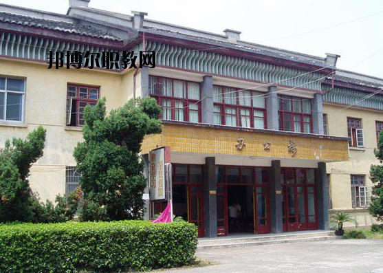 江西撫州創(chuàng)新學(xué)校怎么樣、好不好