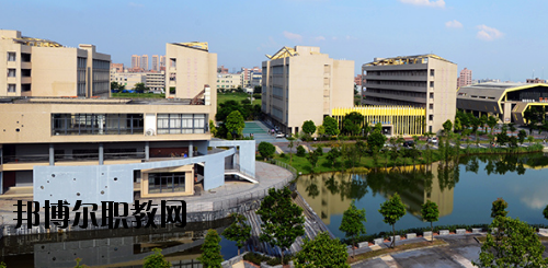 東莞理工學(xué)校2020年報(bào)名條件、招生要求、招生對(duì)象