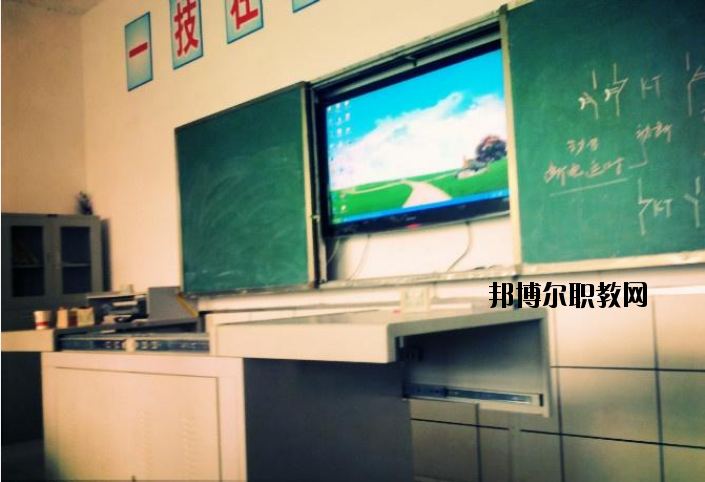 四川省隆昌縣城關(guān)職業(yè)中學(xué)2020年報(bào)名條件、招生要求、招生對(duì)象