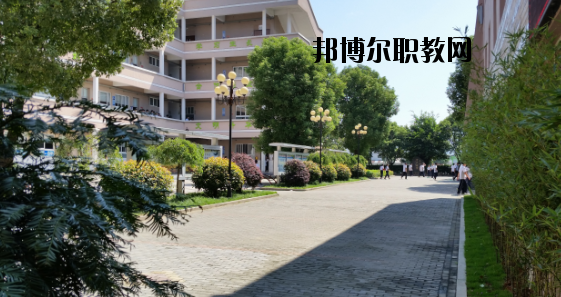 衢州育才職業(yè)中學(xué)怎么樣，好不好