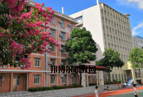 廣東工業(yè)貿(mào)易職業(yè)技術(shù)學(xué)校怎么樣、好不好