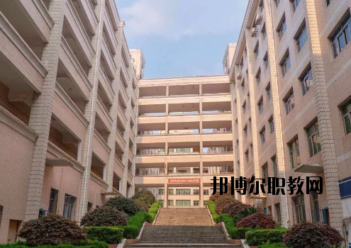 新余新興產(chǎn)業(yè)工程學校2020年報名條件、招生要求、招生對象