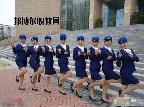 成都翔飛航空職業(yè)技術(shù)學(xué)校2020年報(bào)名條件、招生要求、招生對(duì)象