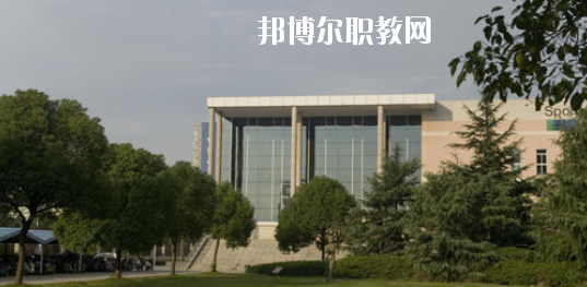 崇左八桂城市中等職業(yè)技術(shù)學校2020年報名條件、招生要求、招生對象