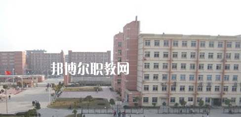南寧九三中等職業(yè)學(xué)校2020年報(bào)名條件、招生要求、招生對(duì)象