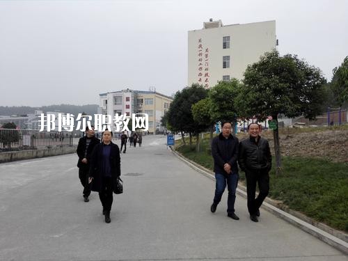 綿陽游仙職業(yè)教育中心2020年報名條件、招生要求、招生對象