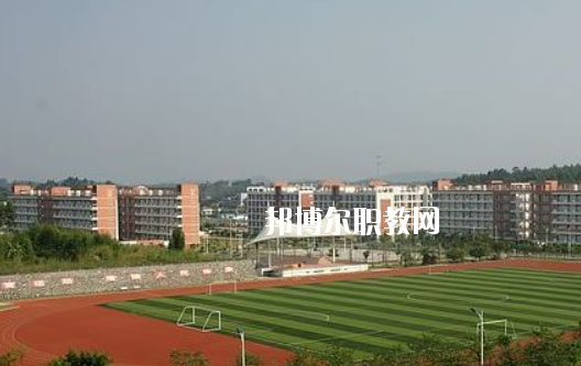 湛江市工商職業(yè)技術(shù)學校2020年報名條件、招生要求、招生對象