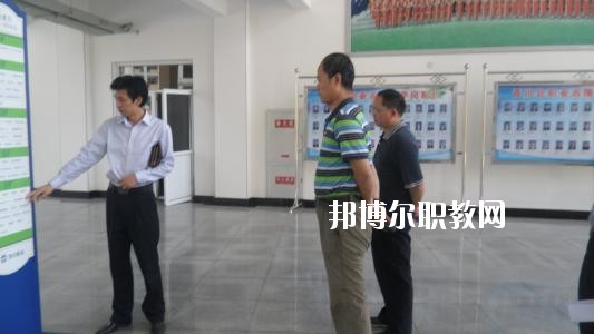 蘆山縣職業(yè)高級中學(xué)2020年報名條件、招生要求、招生對象