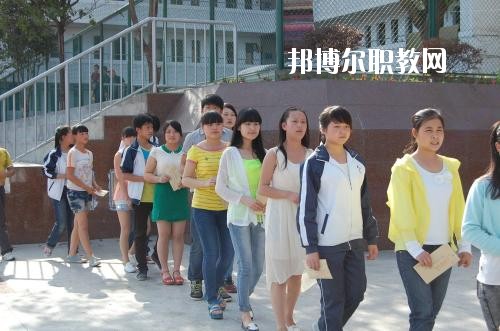 達(dá)州職業(yè)高級(jí)中學(xué)2020年報(bào)名條件、招生要求、招生對(duì)象