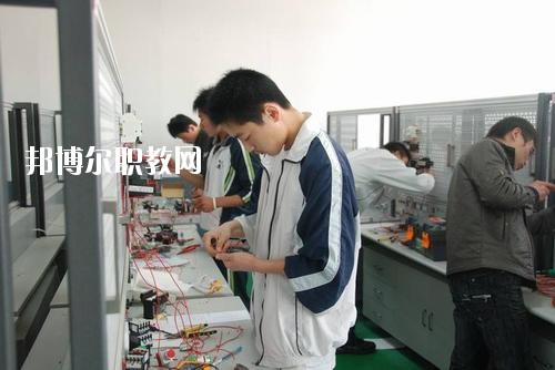 蓬安縣濟(jì)渡職業(yè)中學(xué)2020年報名條件、招生要求、招生對象