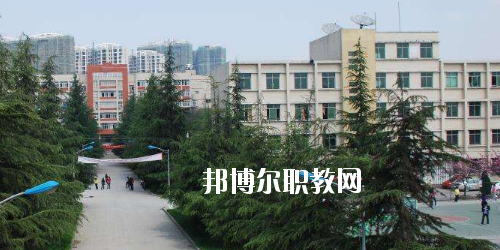 貴陽工業(yè)職業(yè)學(xué)校怎么樣、好不好