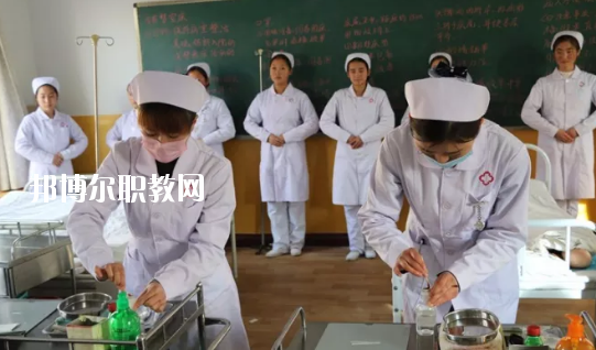 靈臺縣職業(yè)中等專業(yè)學(xué)校2020年報名條件、招生要求、招生對象