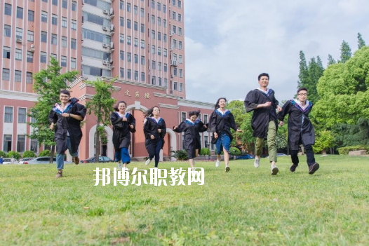 深圳市新鵬職業(yè)高級(jí)中學(xué)020年報(bào)名條件、招生要求、招生對(duì)象