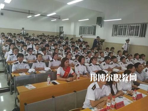 河南省經(jīng)濟技術(shù)中等職業(yè)學(xué)校2021年報名條件、招生要求、招生對象