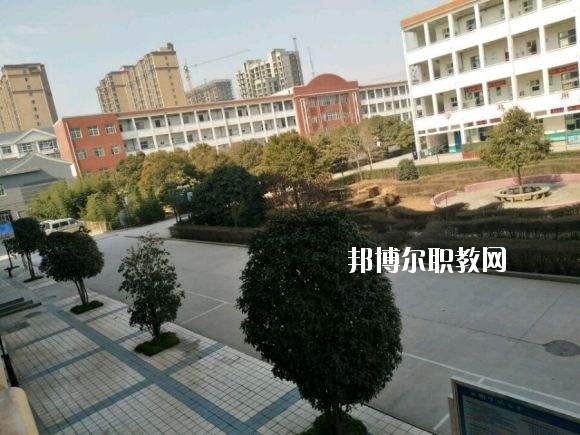 沁陽市職業(yè)教育中心學(xué)校2021年報名條件、招生要求、招生對象