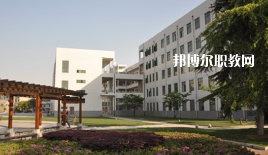 安徽玉成汽車職業(yè)學校網站網址