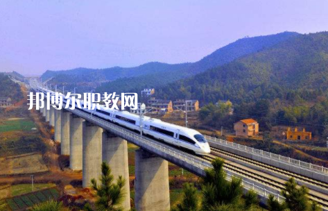 甘肅2021年讀高鐵學(xué)?？梢钥即髮W(xué)嗎