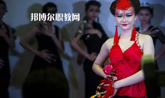 汕頭琪雅美容化妝職業(yè)技術(shù)學(xué)校2021年報名條件、招生要求、招生對象