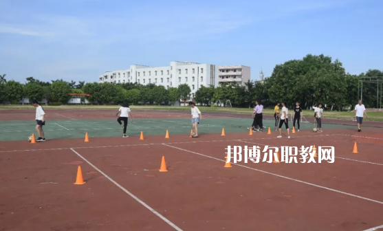吳川職業(yè)高級(jí)中學(xué)2021年報(bào)名條件、招生要求、招生對(duì)象