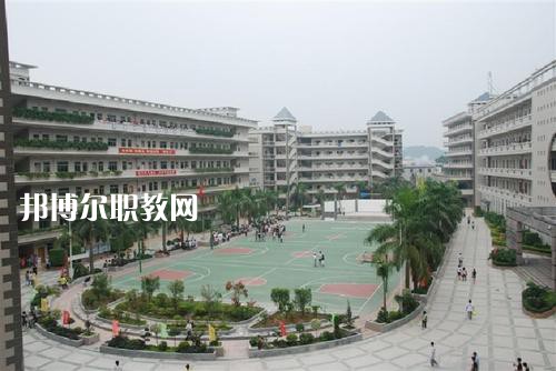 雅安航空工業(yè)聯(lián)合技工學(xué)校2021年報(bào)名條件、招生要求