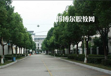 江蘇2021年初中畢業(yè)讀什么中專(zhuān)