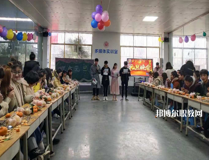 阜南技工學(xué)校2021年報名條件、招生要求、招生對象