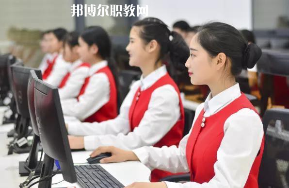 云龍縣民族職業(yè)高級中學怎么樣、好不好