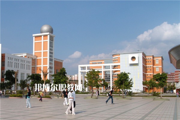 蒙自職業(yè)高級(jí)中學(xué)2021年報(bào)名條件、招生要求、招生對(duì)象