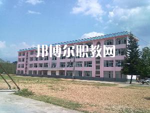 耿馬縣職教中心2021年學(xué)費(fèi)、收費(fèi)多少