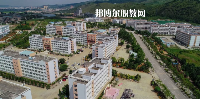 文山農(nóng)業(yè)學(xué)校2021年報名條件、招生要求、招生對象