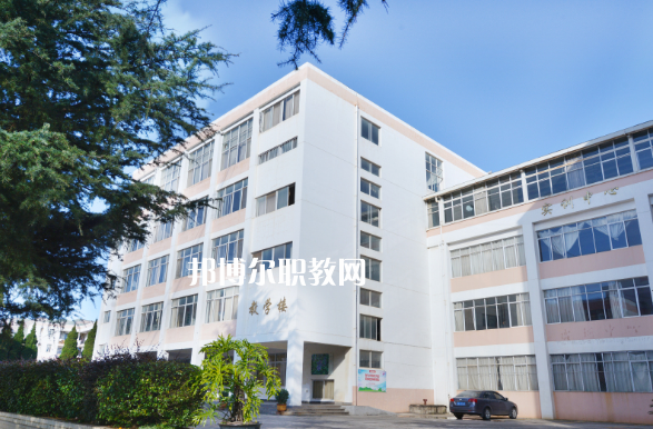 云南中醫(yī)藥中等?？茖W(xué)校2021年有哪些專業(yè)