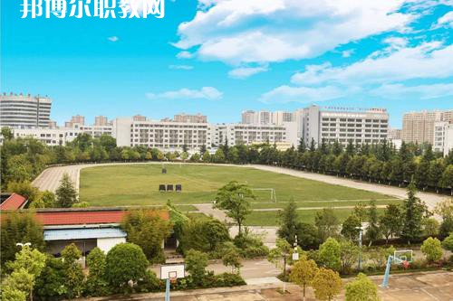 曲靖財經學校2021年招生辦聯(lián)系電話