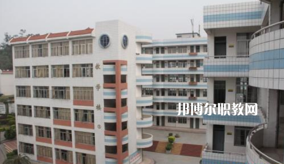 昆明第二職業(yè)中專學(xué)校2021年報(bào)名條件、招生對象